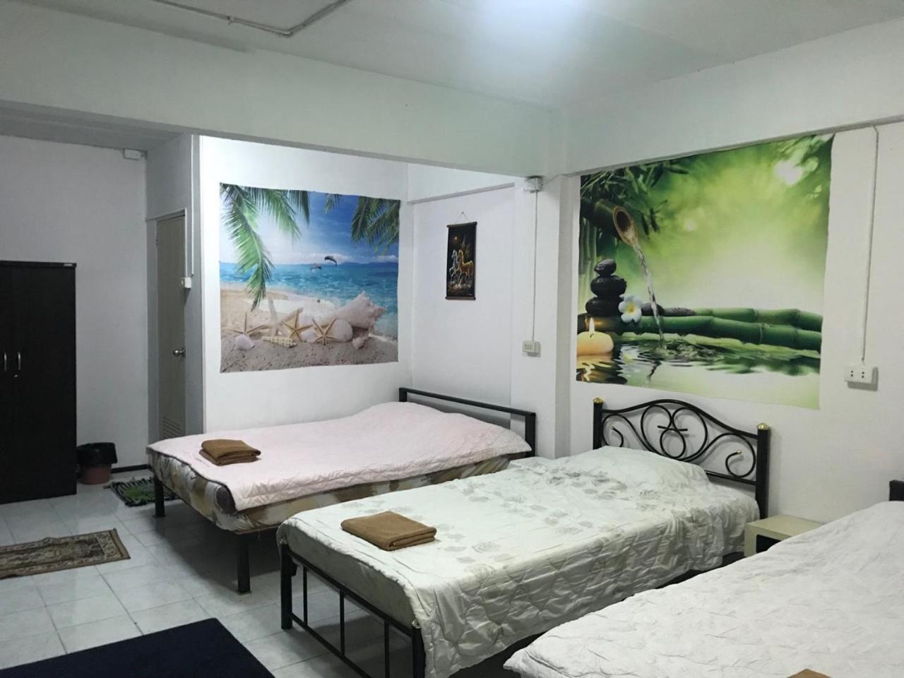Artem'S Guesthouse Bãi biển Jomtien Ngoại thất bức ảnh