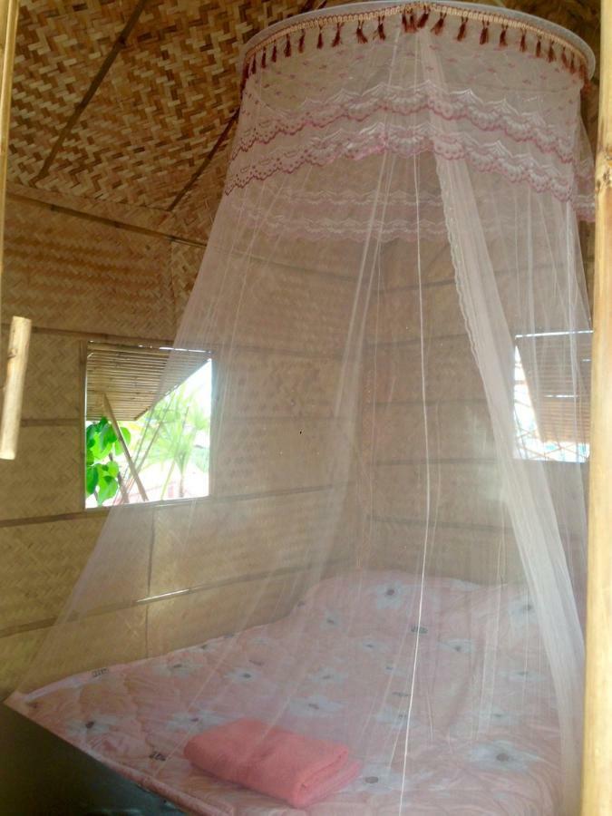 Artem'S Guesthouse Bãi biển Jomtien Ngoại thất bức ảnh